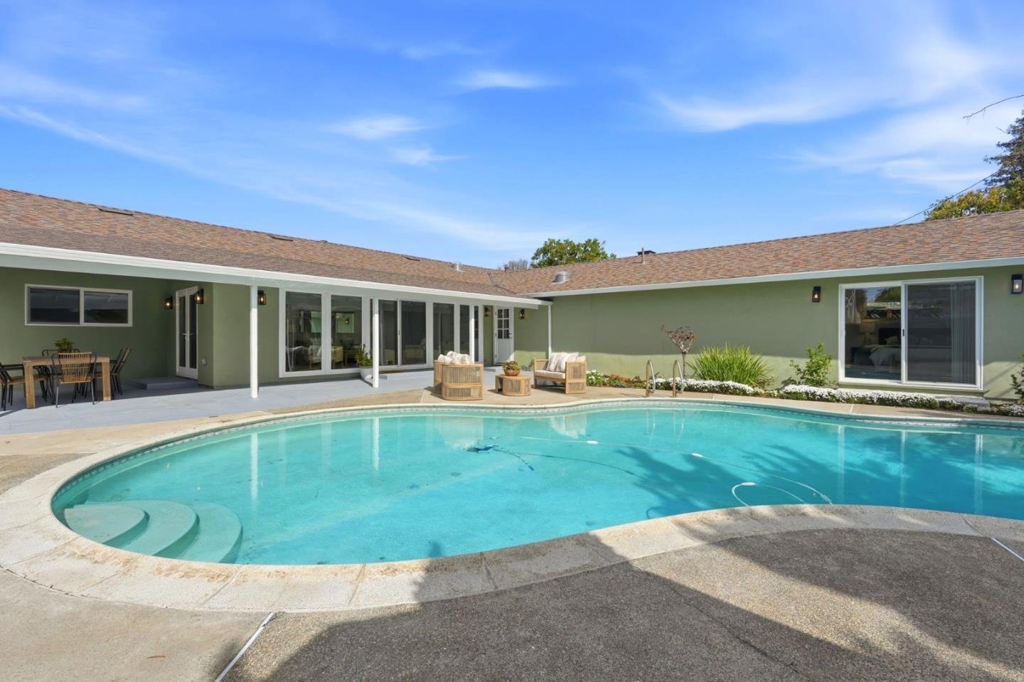 Detail Gallery Image 34 of 38 For 1380 Ridgeley Dr, Campbell,  CA 95008 - 4 Beds | 3/1 Baths