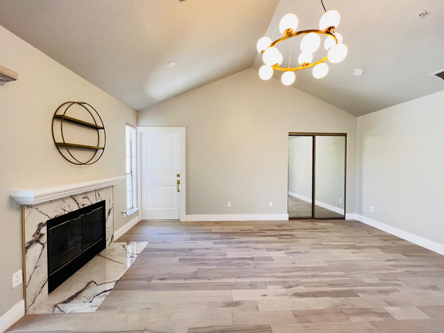 Detail Gallery Image 10 of 20 For 4173 El Camino Real #34,  Palo Alto,  CA 94306 - 3 Beds | 3/1 Baths