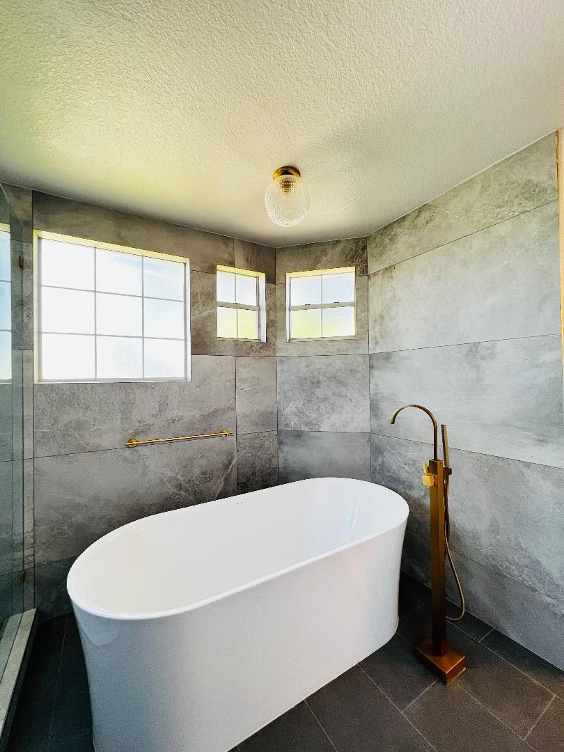 Detail Gallery Image 12 of 20 For 4173 El Camino Real #34,  Palo Alto,  CA 94306 - 3 Beds | 3/1 Baths
