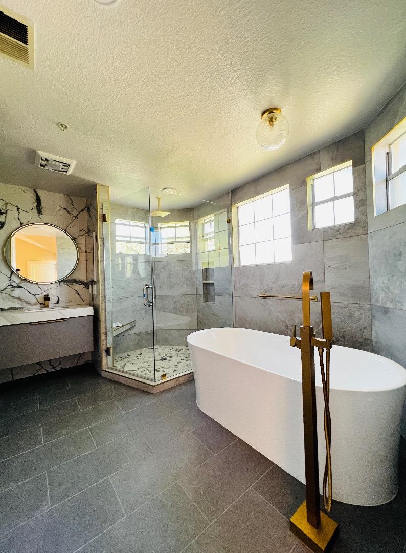 Detail Gallery Image 14 of 20 For 4173 El Camino Real #34,  Palo Alto,  CA 94306 - 3 Beds | 3/1 Baths