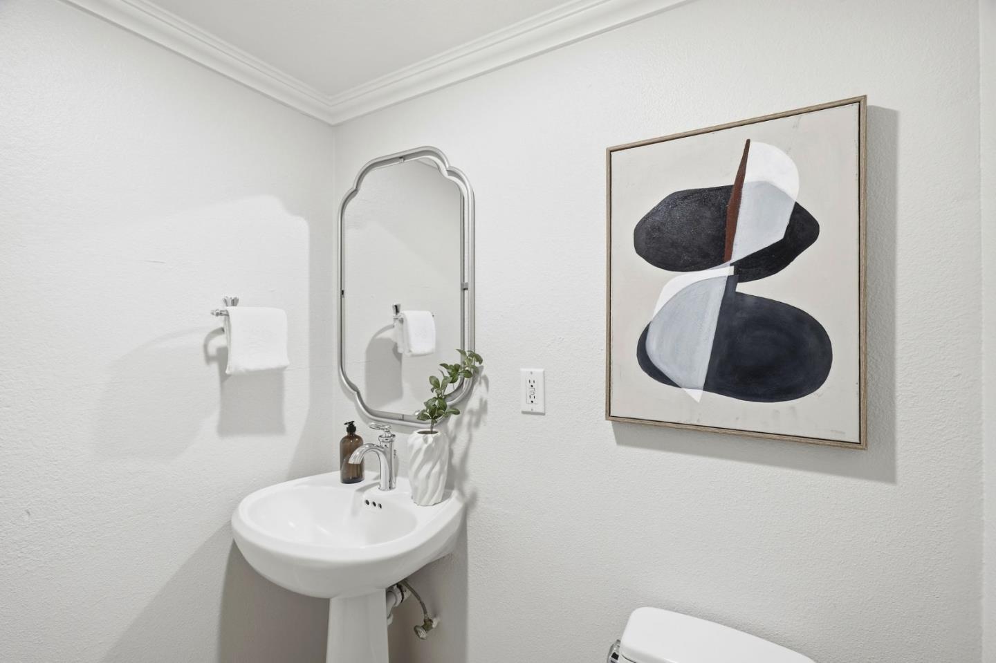 Detail Gallery Image 27 of 46 For 20885 Wardell Rd, Saratoga,  CA 95070 - 5 Beds | 3/2 Baths