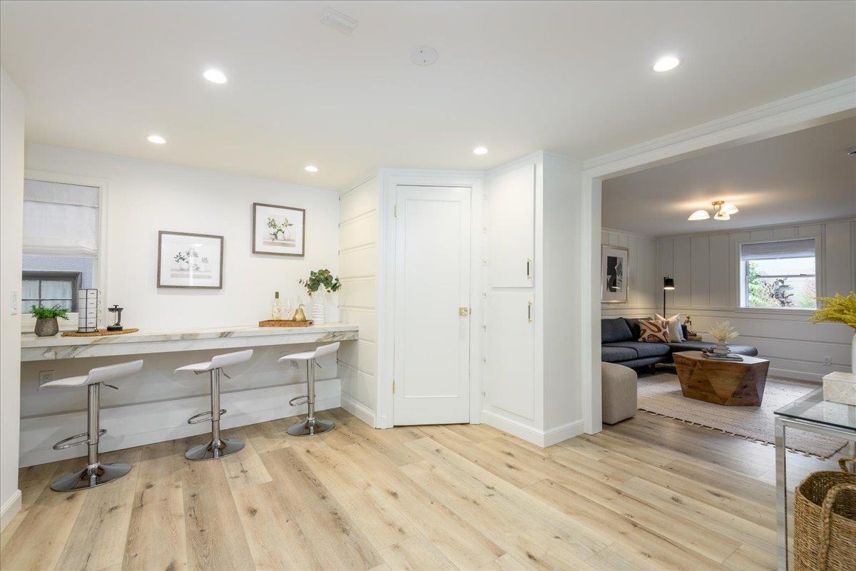 Detail Gallery Image 8 of 16 For 418 College Ave, San Francisco,  CA 94112 - 3 Beds | 2/1 Baths