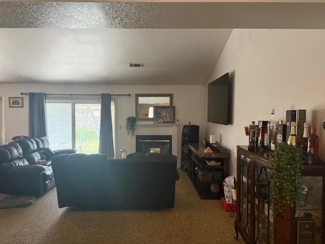 Detail Gallery Image 11 of 20 For 375 Chestnut St, Los Banos,  CA 93635 - 4 Beds | 2 Baths