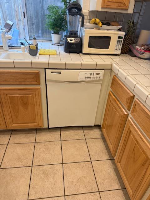 Detail Gallery Image 6 of 10 For 375 Chestnut St, Los Banos,  CA 93635 - 4 Beds | 2 Baths