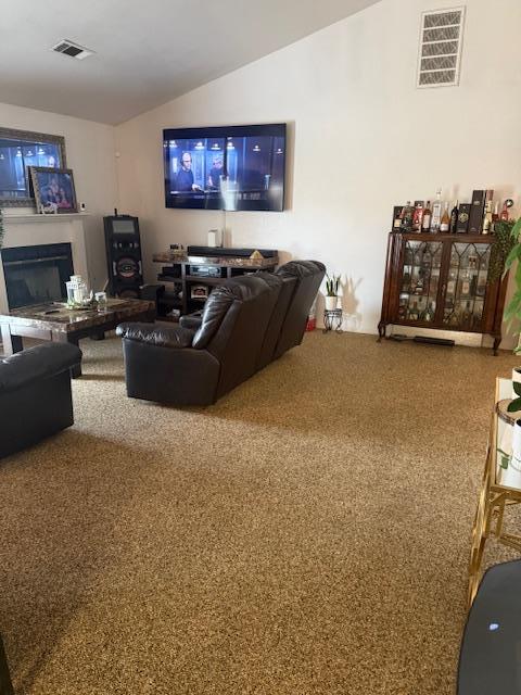 Detail Gallery Image 8 of 10 For 375 Chestnut St, Los Banos,  CA 93635 - 4 Beds | 2 Baths