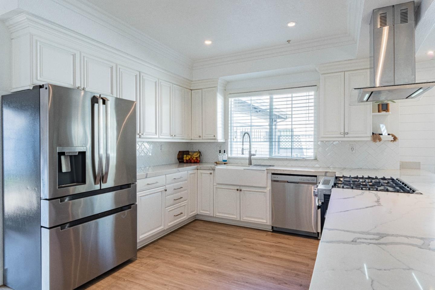 Detail Gallery Image 15 of 38 For 18 Hancock Cir, Salinas,  CA 93906 - 3 Beds | 2/1 Baths