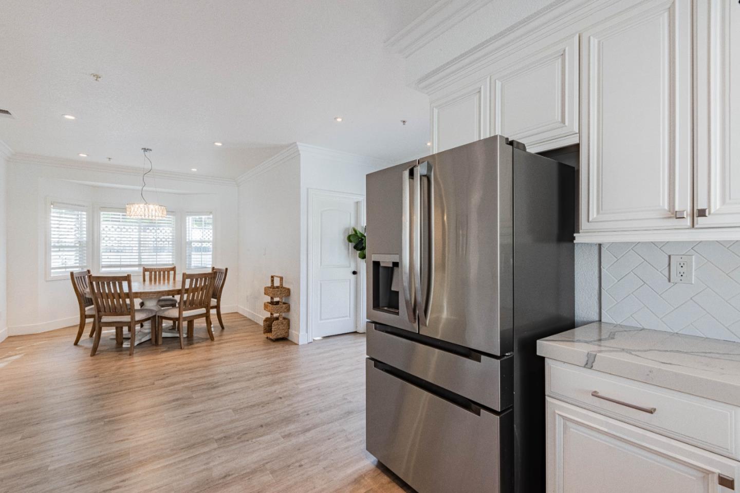 Detail Gallery Image 16 of 38 For 18 Hancock Cir, Salinas,  CA 93906 - 3 Beds | 2/1 Baths