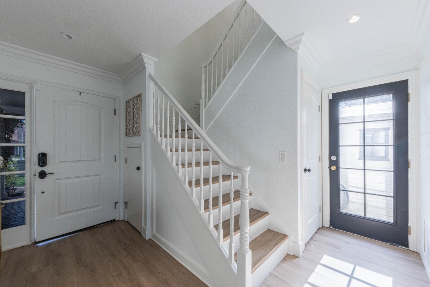 Detail Gallery Image 19 of 38 For 18 Hancock Cir, Salinas,  CA 93906 - 3 Beds | 2/1 Baths