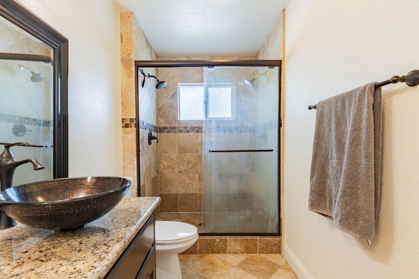 Detail Gallery Image 27 of 38 For 18 Hancock Cir, Salinas,  CA 93906 - 3 Beds | 2/1 Baths