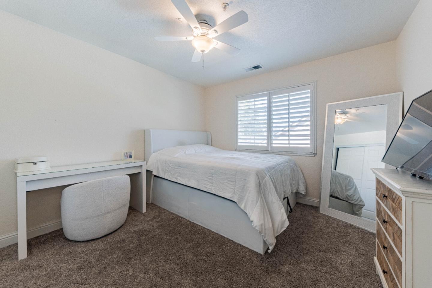 Detail Gallery Image 28 of 38 For 18 Hancock Cir, Salinas,  CA 93906 - 3 Beds | 2/1 Baths