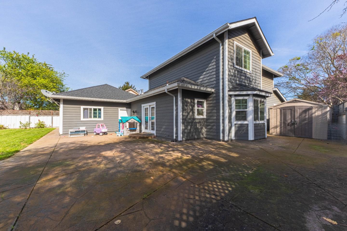 Detail Gallery Image 34 of 38 For 18 Hancock Cir, Salinas,  CA 93906 - 3 Beds | 2/1 Baths