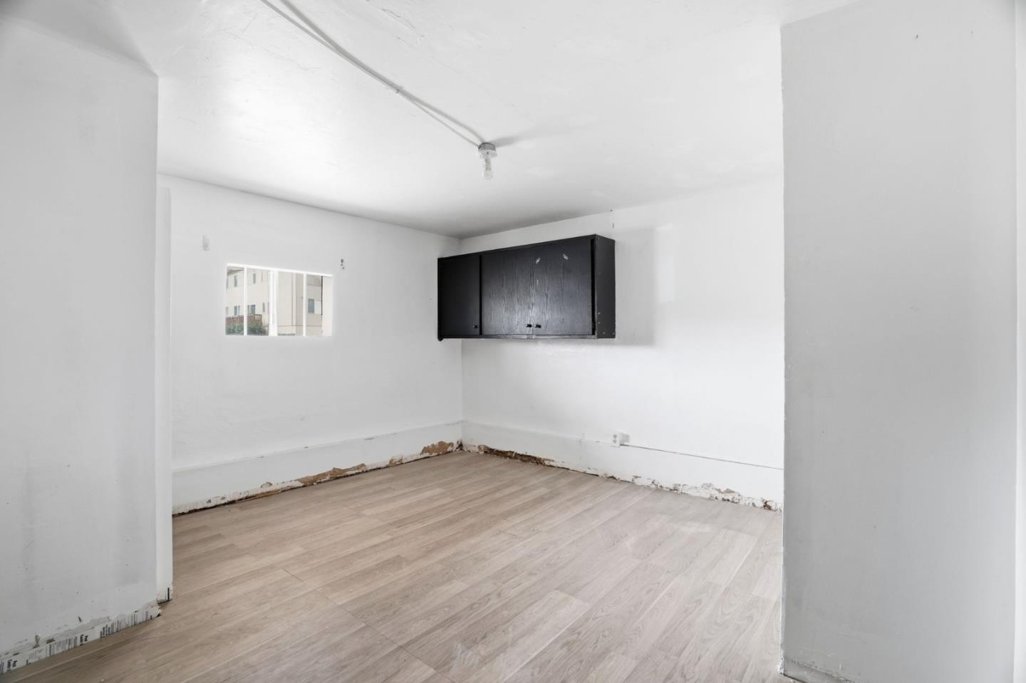 Detail Gallery Image 21 of 29 For 1469 Southgate Ave, Daly City,  CA 94015 - 4 Beds | 3 Baths