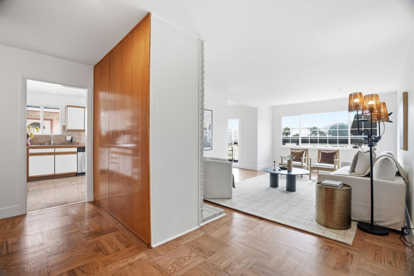 Detail Gallery Image 3 of 29 For 1469 Southgate Ave, Daly City,  CA 94015 - 4 Beds | 3 Baths