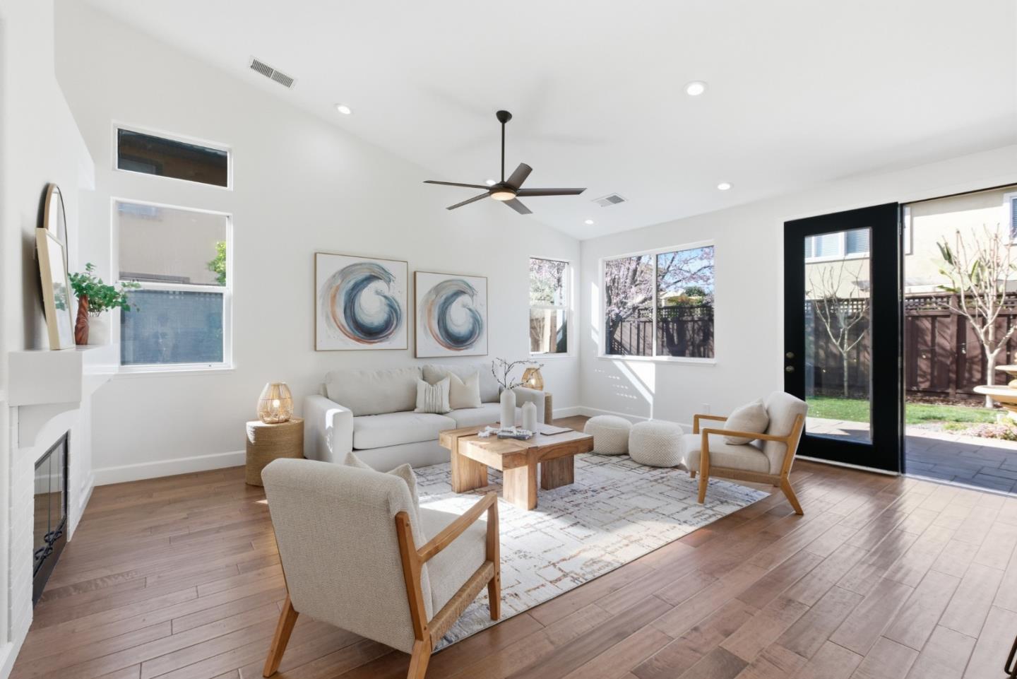 Detail Gallery Image 13 of 48 For 381 Bryce Dr, Morgan Hill,  CA 95037 - 4 Beds | 2 Baths