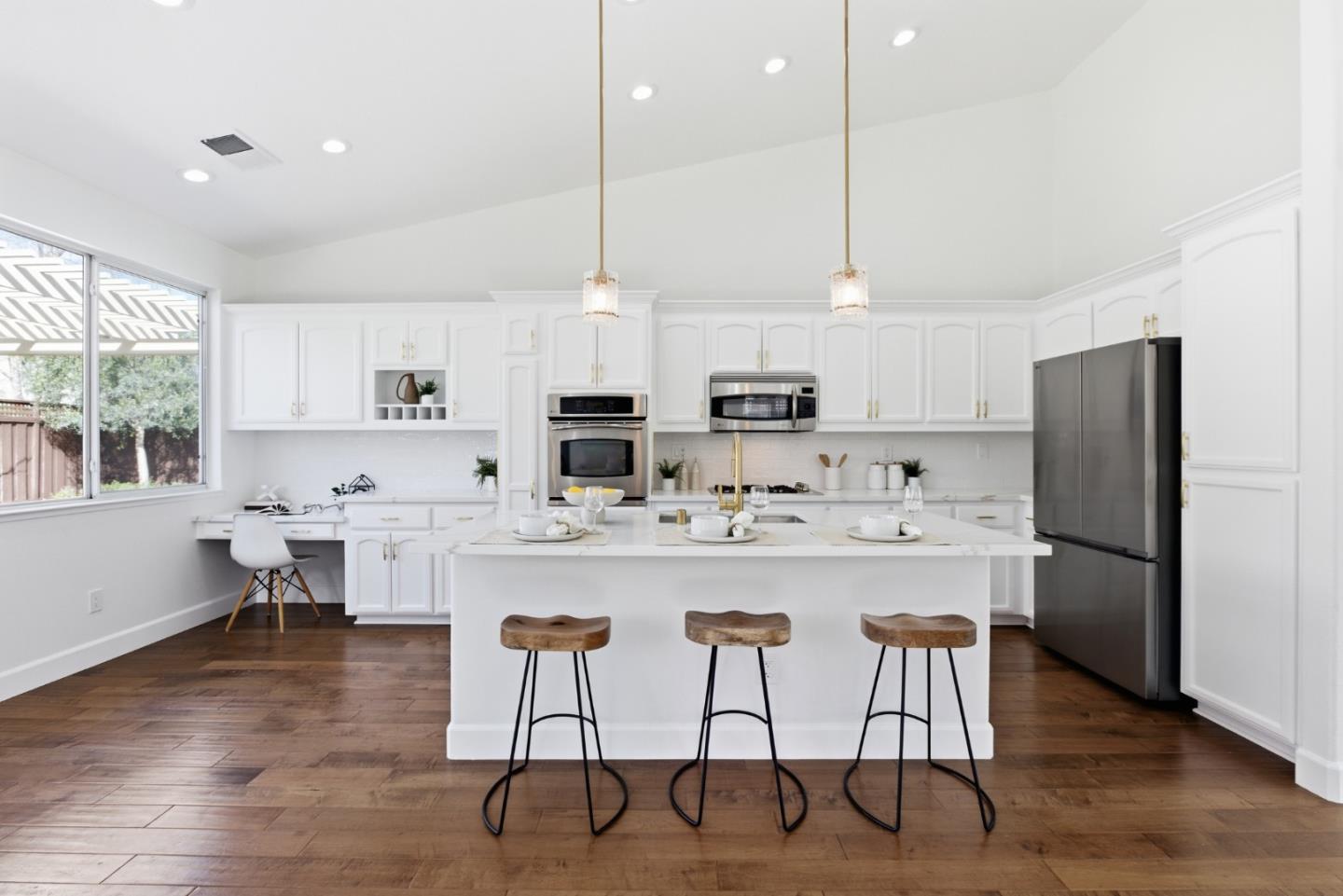 Detail Gallery Image 17 of 48 For 381 Bryce Dr, Morgan Hill,  CA 95037 - 4 Beds | 2 Baths