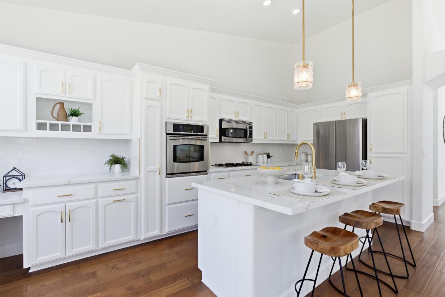 Detail Gallery Image 18 of 48 For 381 Bryce Dr, Morgan Hill,  CA 95037 - 4 Beds | 2 Baths