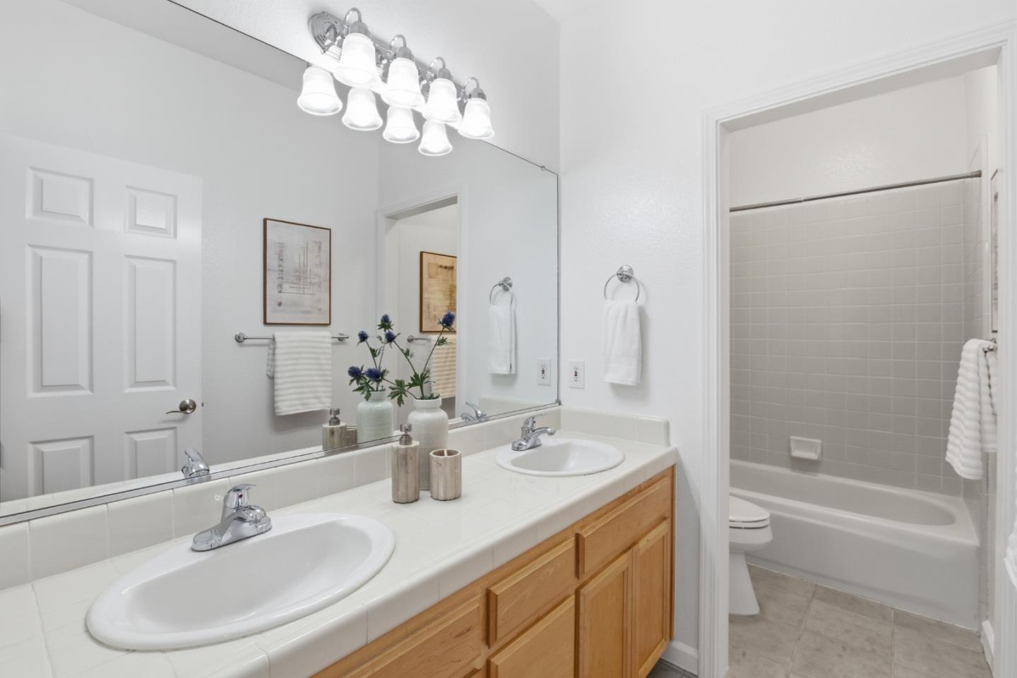 Detail Gallery Image 23 of 48 For 381 Bryce Dr, Morgan Hill,  CA 95037 - 4 Beds | 2 Baths