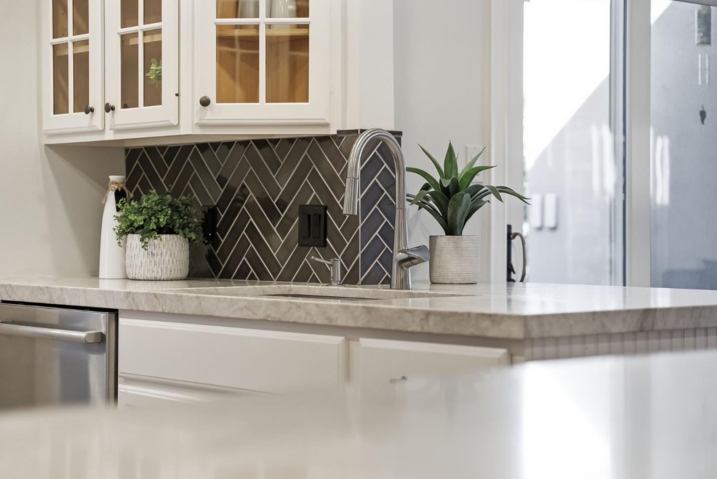 Detail Gallery Image 19 of 57 For 956 Norin Ct, Campbell,  CA 95008 - 4 Beds | 2/1 Baths