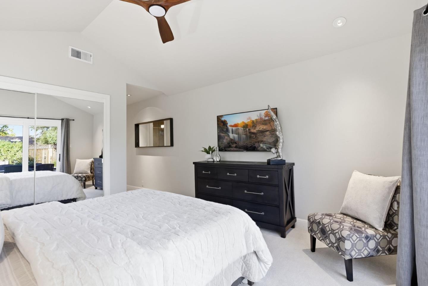 Detail Gallery Image 25 of 57 For 956 Norin Ct, Campbell,  CA 95008 - 4 Beds | 2/1 Baths
