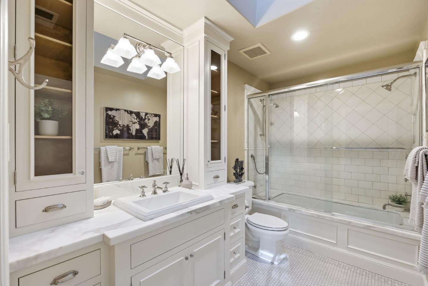 Detail Gallery Image 34 of 57 For 956 Norin Ct, Campbell,  CA 95008 - 4 Beds | 2/1 Baths