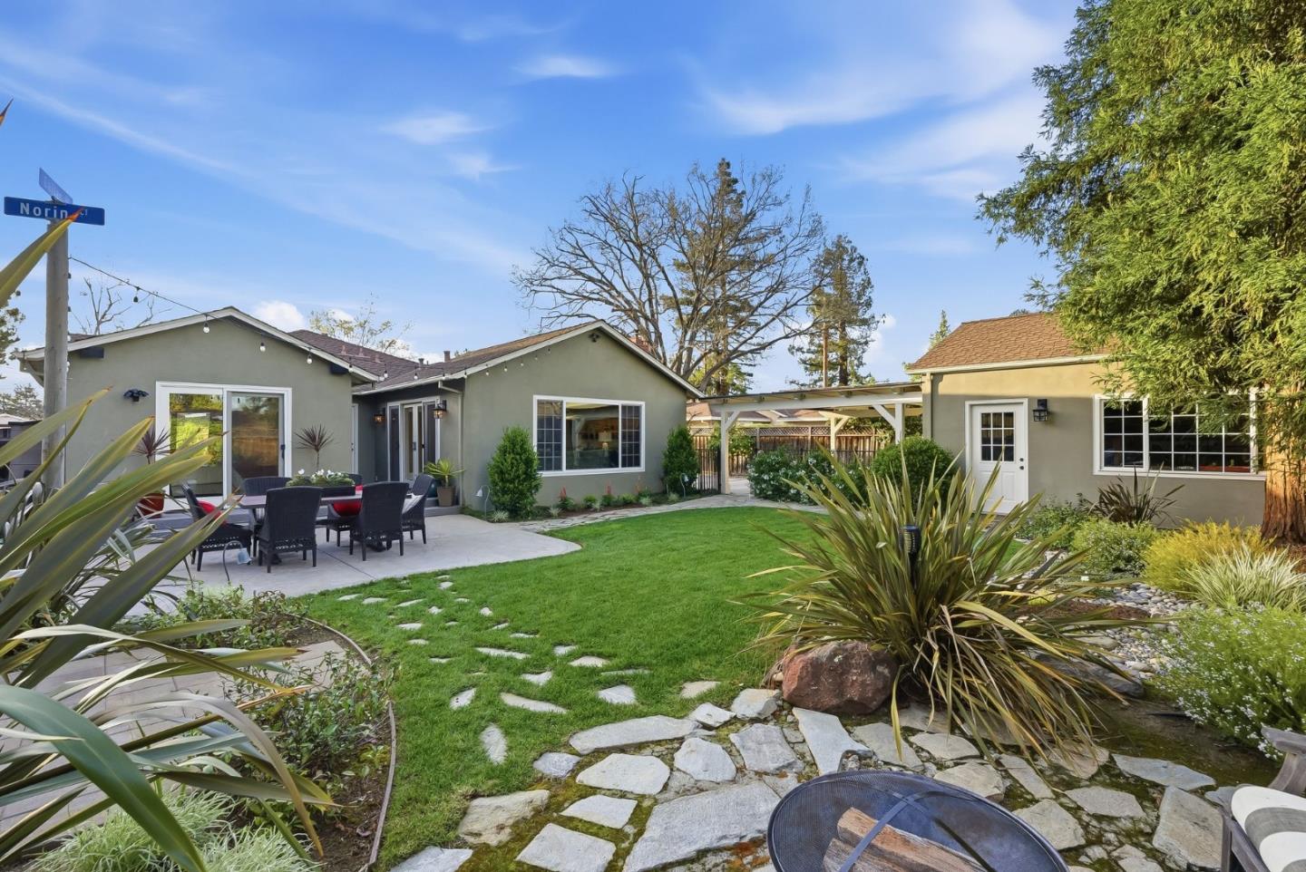 Detail Gallery Image 39 of 57 For 956 Norin Ct, Campbell,  CA 95008 - 4 Beds | 2/1 Baths