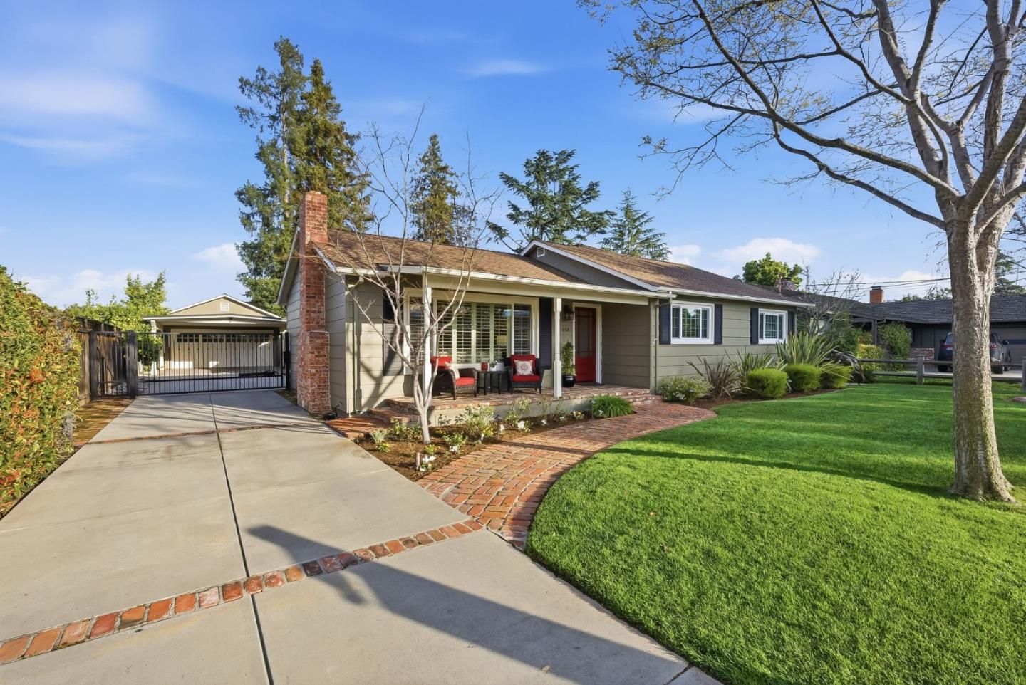 Detail Gallery Image 5 of 57 For 956 Norin Ct, Campbell,  CA 95008 - 4 Beds | 2/1 Baths