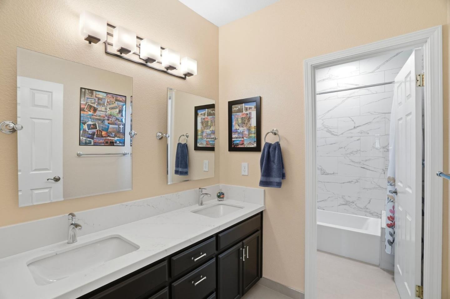 Detail Gallery Image 28 of 44 For 1404 Casablanca Cir, Gilroy,  CA 95020 - 4 Beds | 3 Baths