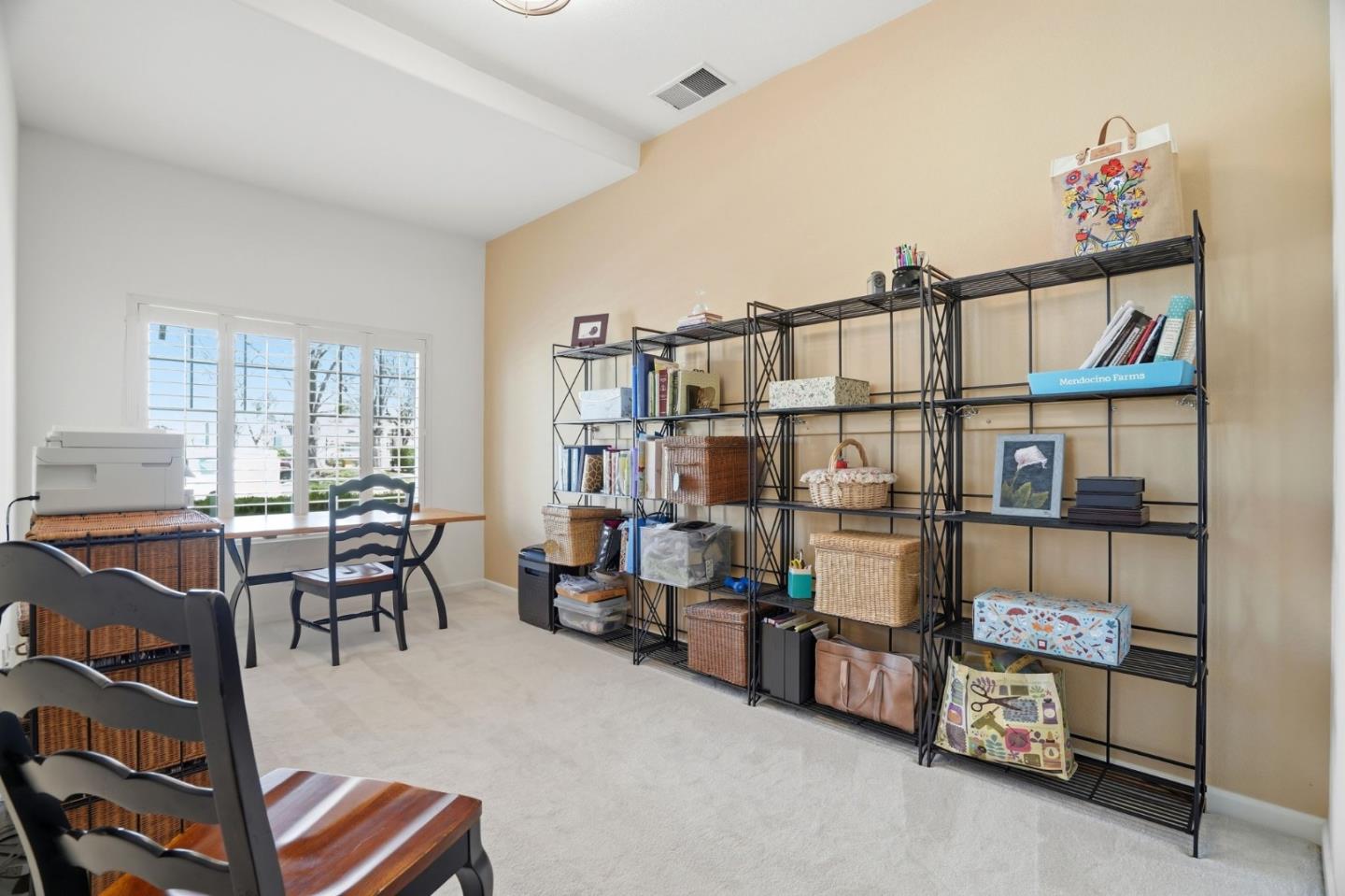 Detail Gallery Image 33 of 44 For 1404 Casablanca Cir, Gilroy,  CA 95020 - 4 Beds | 3 Baths