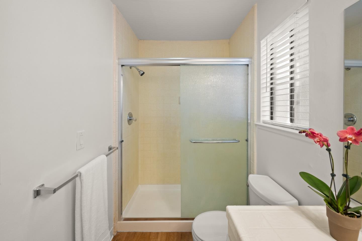 Detail Gallery Image 20 of 40 For 1201 Hoffman Ave, Monterey,  CA 93940 - 3 Beds | 2 Baths