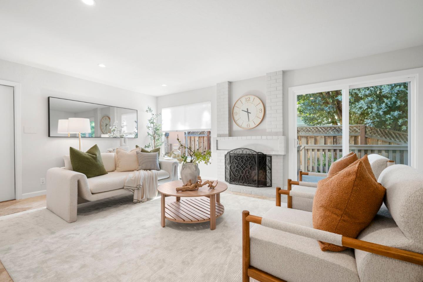 Detail Gallery Image 21 of 78 For 2056 Fairmont Dr, San Mateo,  CA 94402 - 6 Beds | 4 Baths