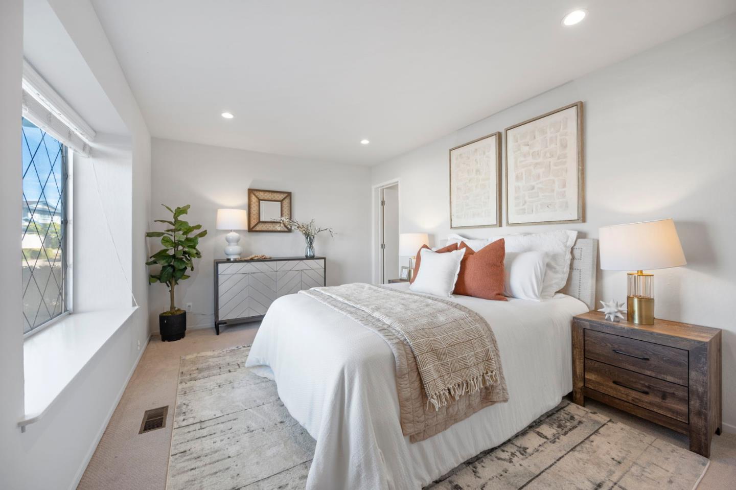 Detail Gallery Image 25 of 78 For 2056 Fairmont Dr, San Mateo,  CA 94402 - 6 Beds | 4 Baths