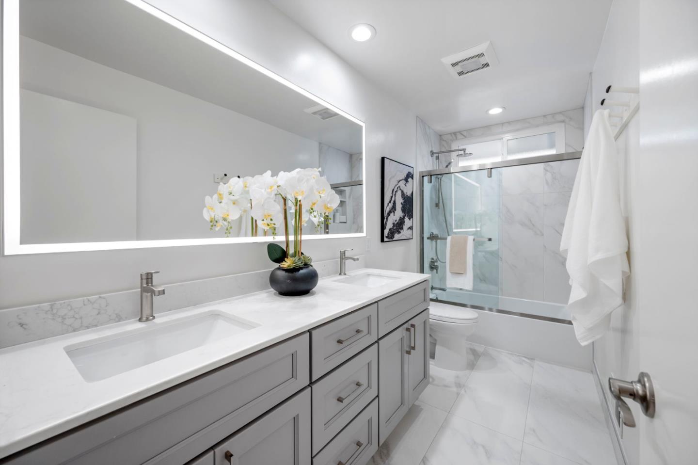 Detail Gallery Image 42 of 78 For 2056 Fairmont Dr, San Mateo,  CA 94402 - 6 Beds | 4 Baths