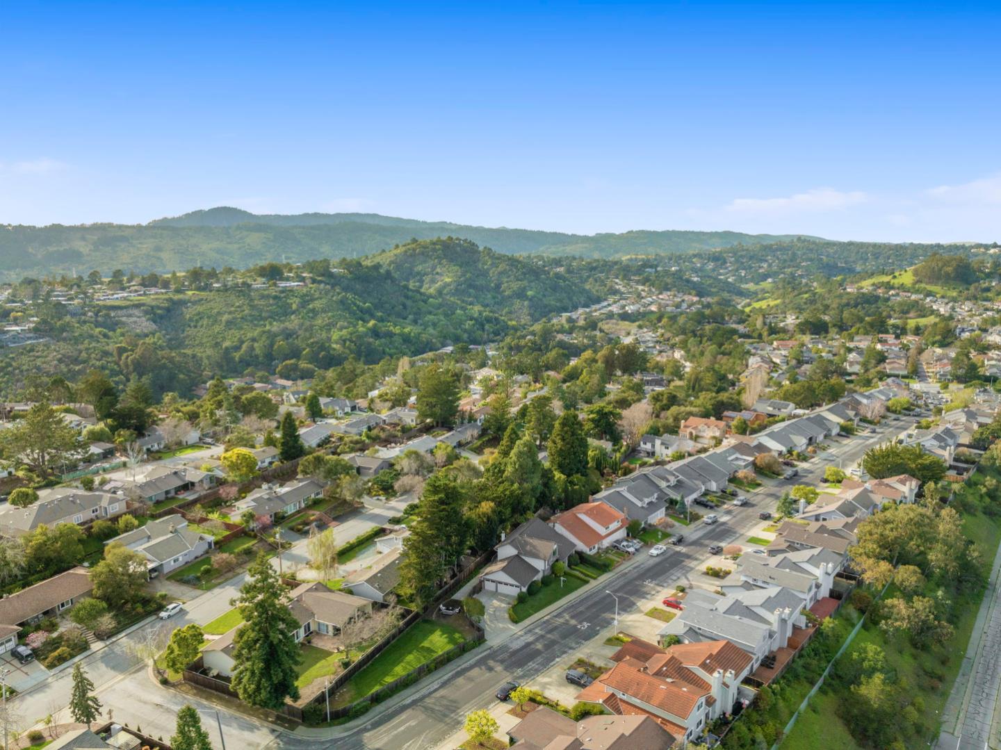 Detail Gallery Image 75 of 78 For 2056 Fairmont Dr, San Mateo,  CA 94402 - 6 Beds | 4 Baths