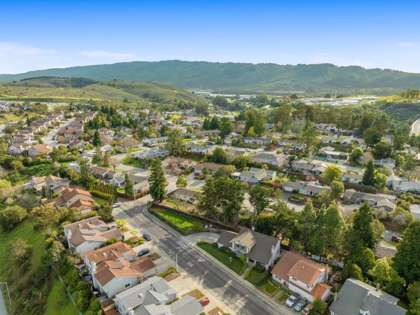 Detail Gallery Image 76 of 78 For 2056 Fairmont Dr, San Mateo,  CA 94402 - 6 Beds | 4 Baths