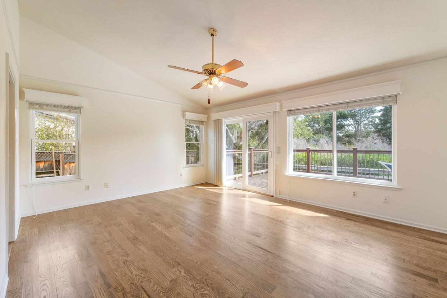 Detail Gallery Image 21 of 38 For 22241 Toro Hills Dr, Salinas,  CA 93908 - 4 Beds | 2/1 Baths