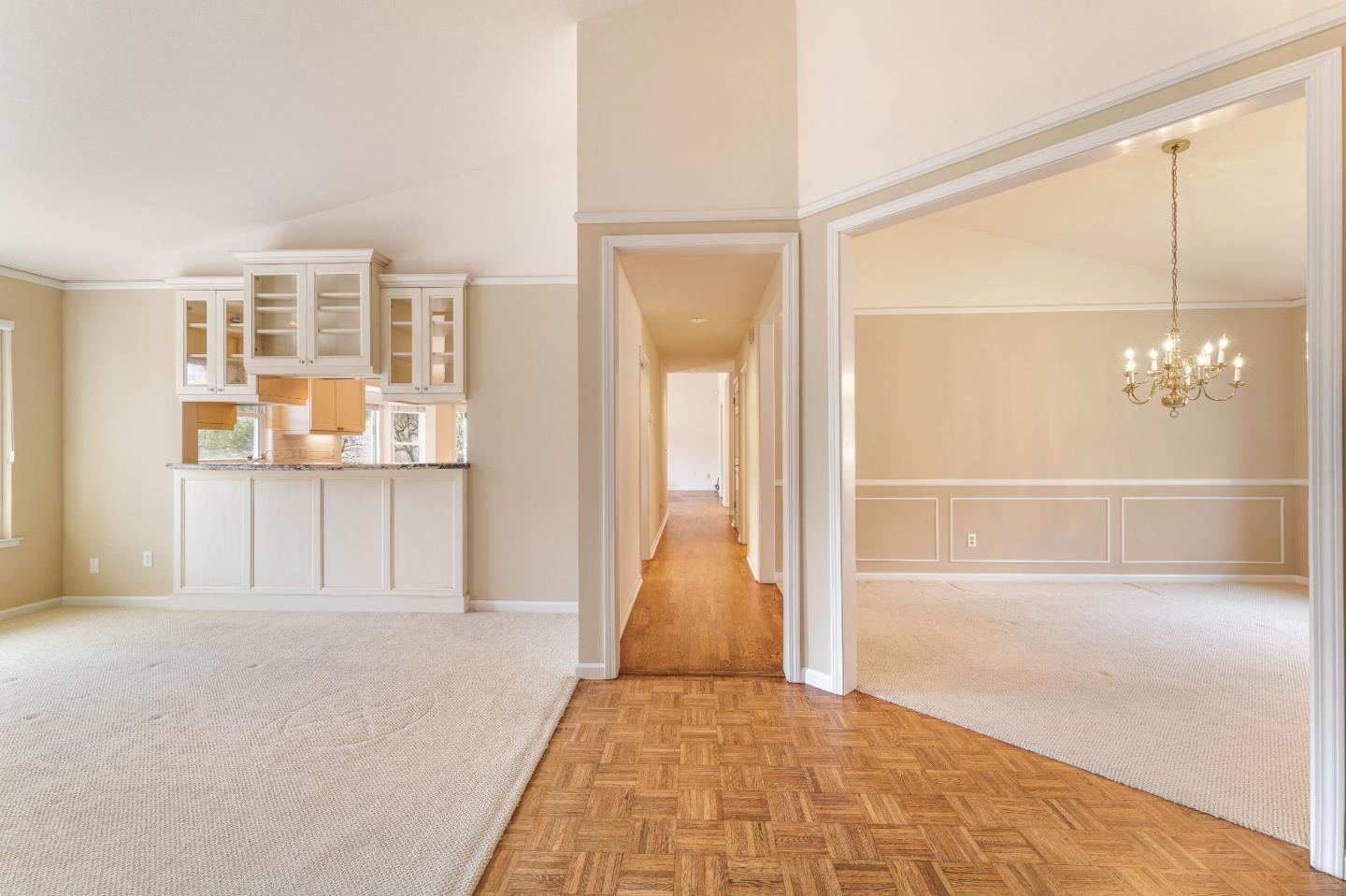 Detail Gallery Image 5 of 38 For 22241 Toro Hills Dr, Salinas,  CA 93908 - 4 Beds | 2/1 Baths