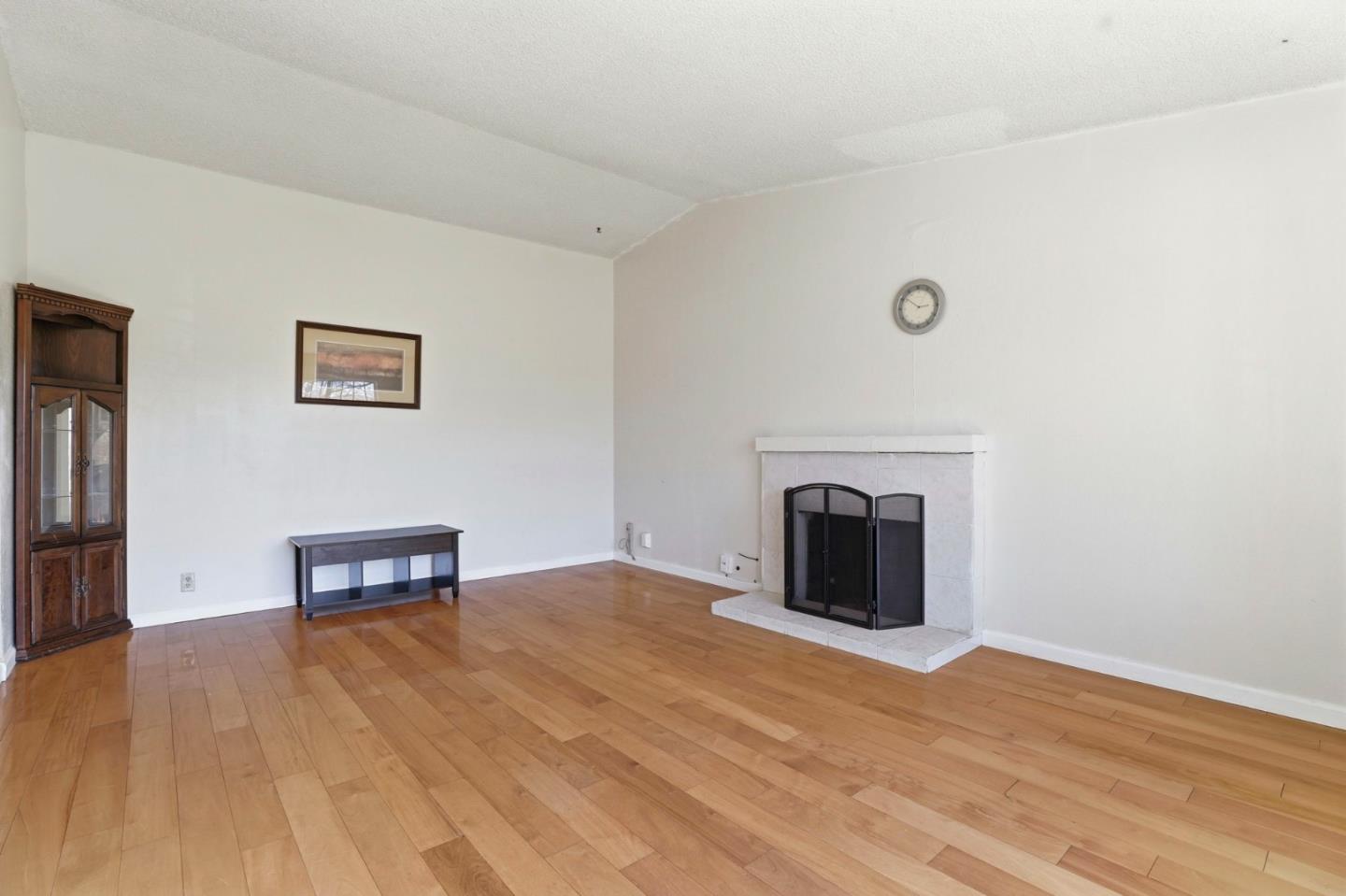 Detail Gallery Image 8 of 38 For 2834 Rainwood Ct, San Jose,  CA 95148 - 4 Beds | 2 Baths