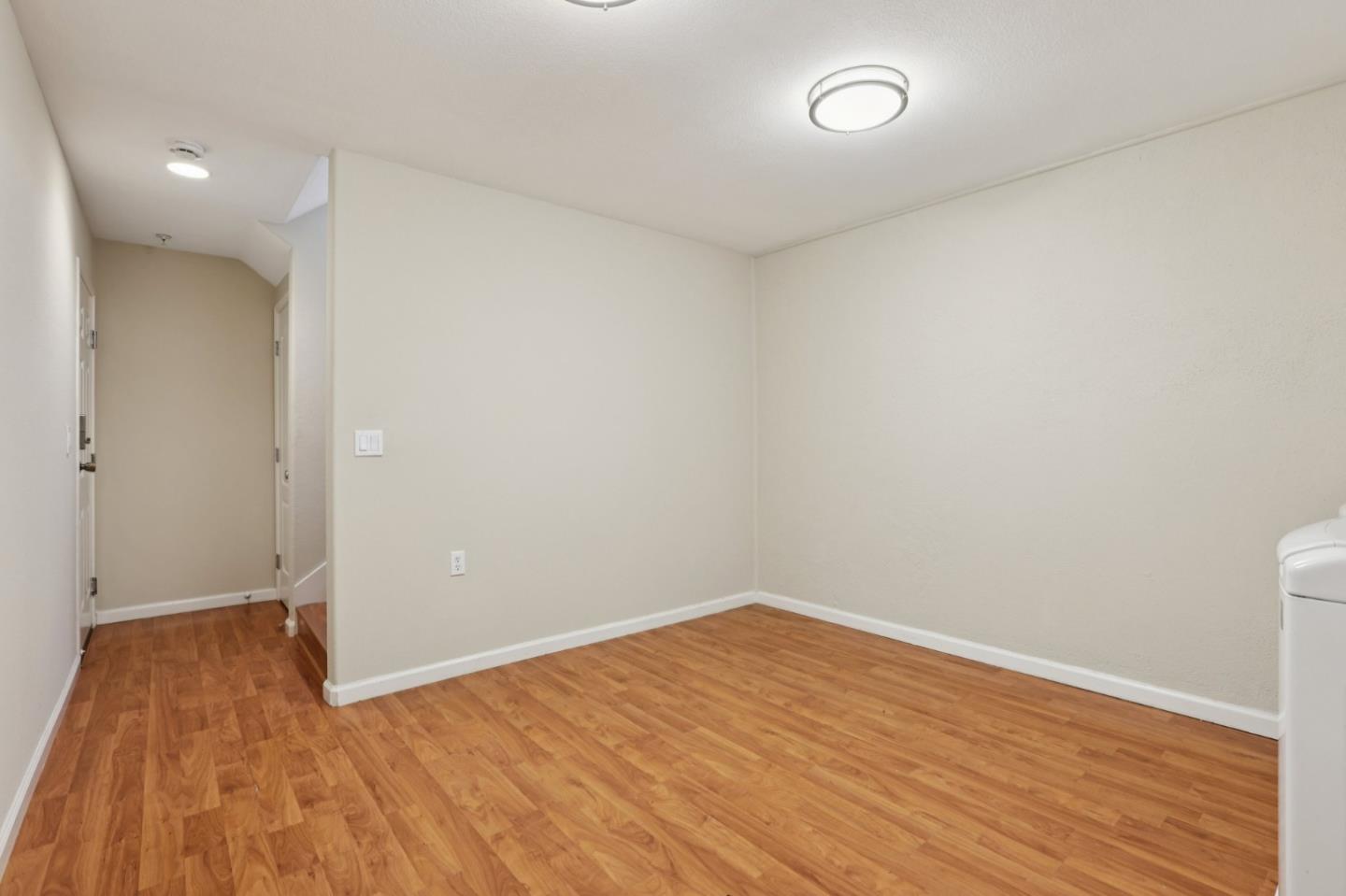 Detail Gallery Image 33 of 43 For 2189 Pomme Ct, San Jose,  CA 95125 - 3 Beds | 3 Baths