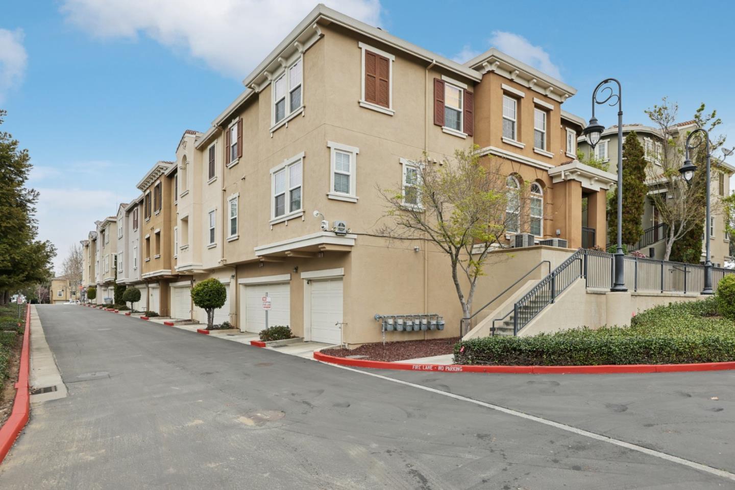 Detail Gallery Image 39 of 43 For 2189 Pomme Ct, San Jose,  CA 95125 - 3 Beds | 3 Baths