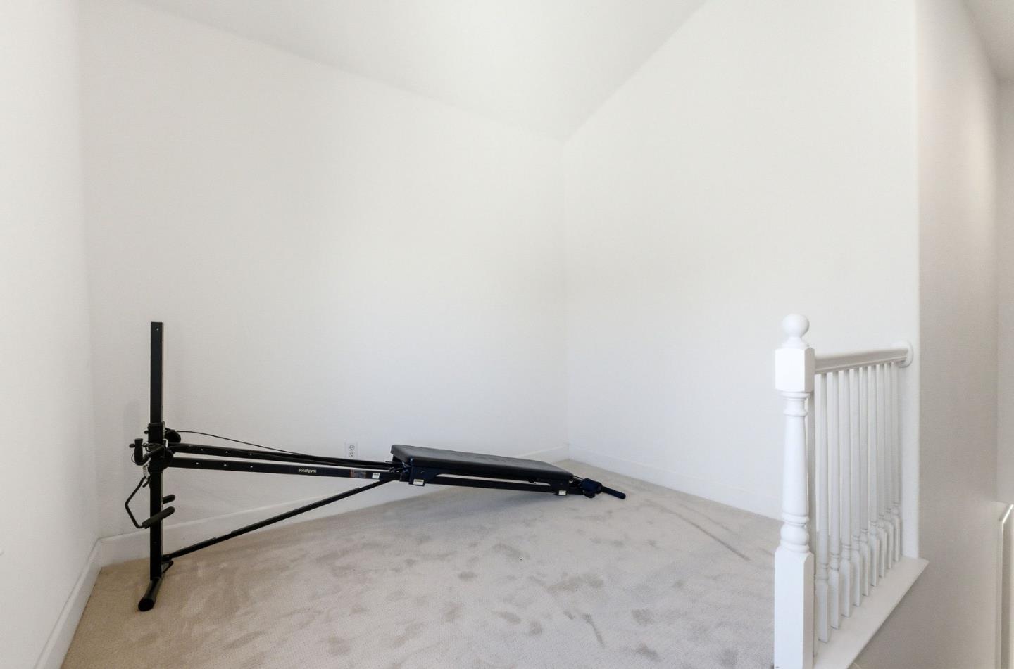 Detail Gallery Image 38 of 51 For 166 Kensington Cir, Hercules,  CA 94547 - 4 Beds | 3/1 Baths