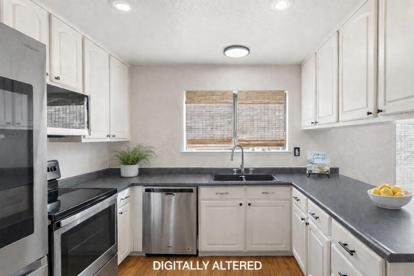 Detail Gallery Image 3 of 23 For 1169 Yosemite St, Seaside,  CA 93955 - 5 Beds | 2 Baths