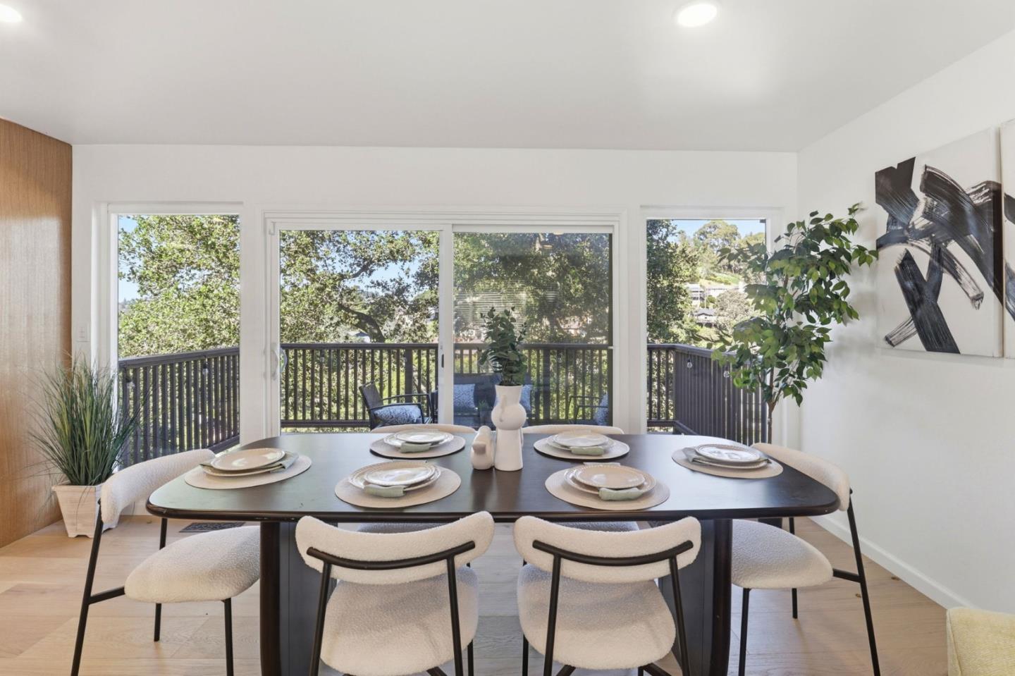 Detail Gallery Image 10 of 55 For 104 Winding Way, San Carlos,  CA 94070 - 3 Beds | 2 Baths