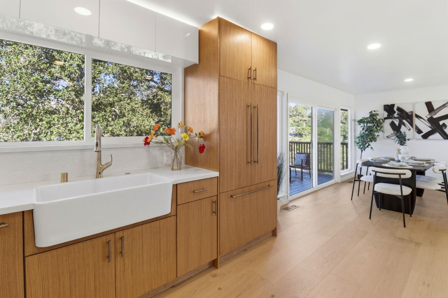 Detail Gallery Image 13 of 55 For 104 Winding Way, San Carlos,  CA 94070 - 3 Beds | 2 Baths