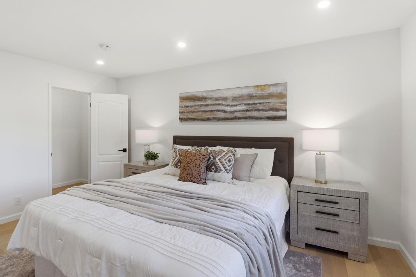 Detail Gallery Image 21 of 55 For 104 Winding Way, San Carlos,  CA 94070 - 3 Beds | 2 Baths