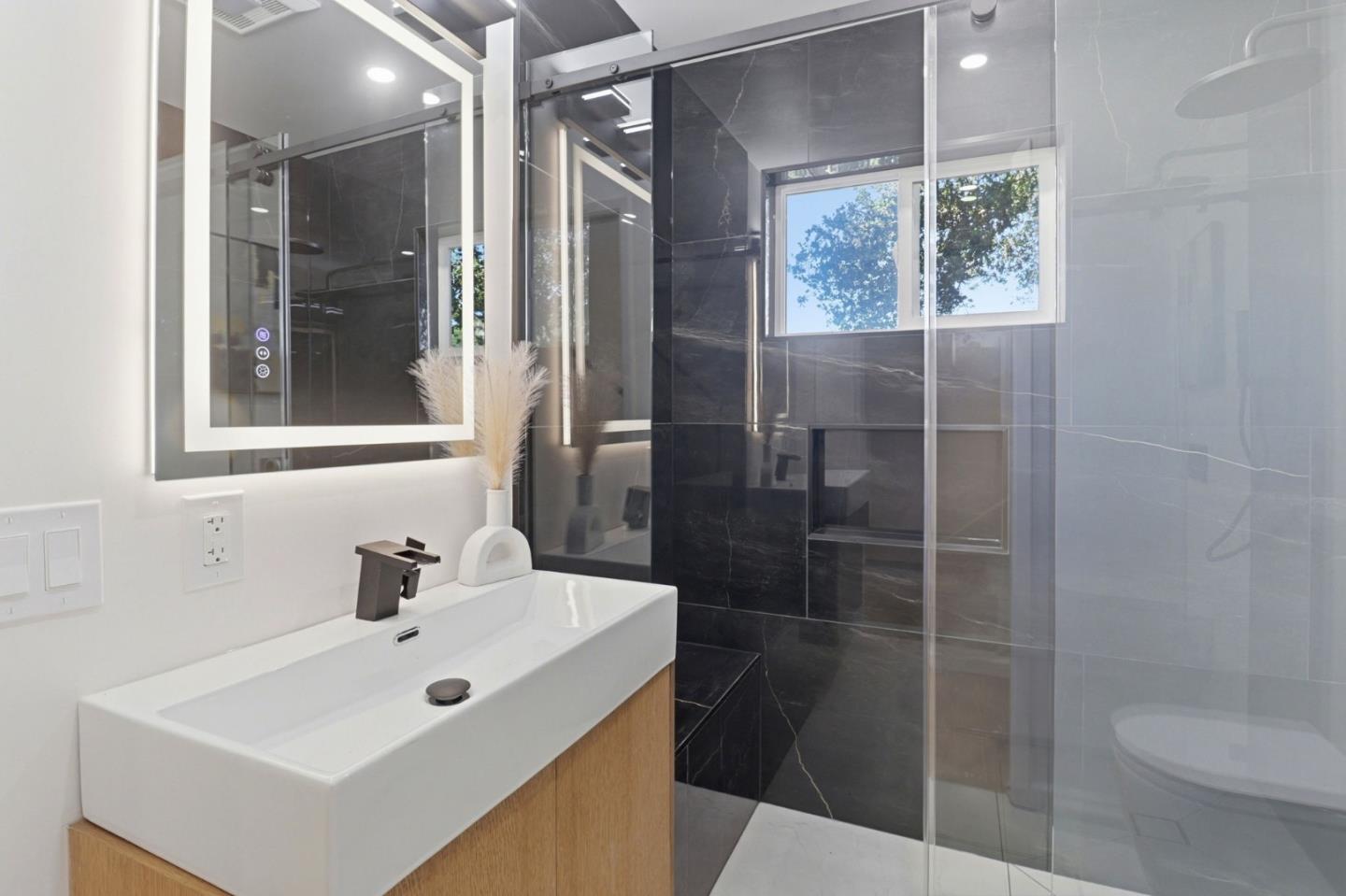 Detail Gallery Image 26 of 55 For 104 Winding Way, San Carlos,  CA 94070 - 3 Beds | 2 Baths