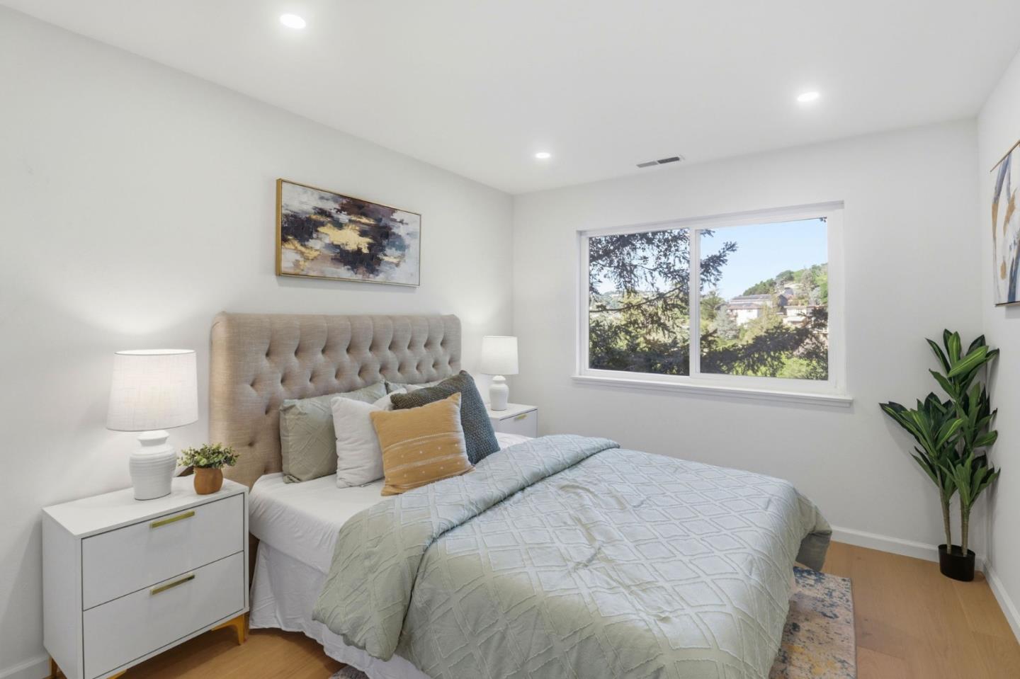 Detail Gallery Image 27 of 55 For 104 Winding Way, San Carlos,  CA 94070 - 3 Beds | 2 Baths