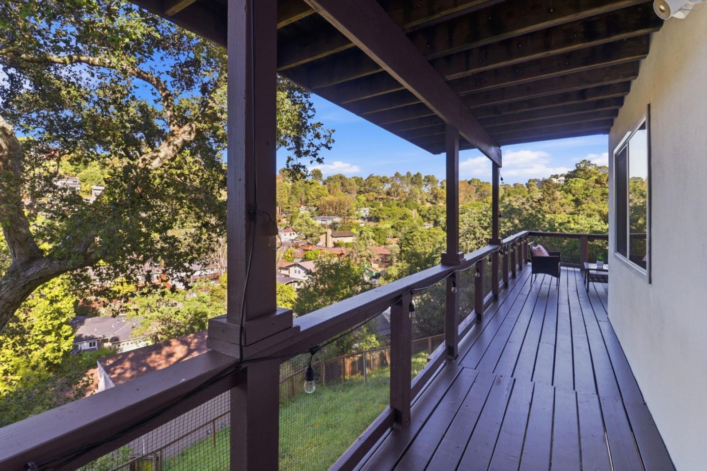 Detail Gallery Image 37 of 55 For 104 Winding Way, San Carlos,  CA 94070 - 3 Beds | 2 Baths