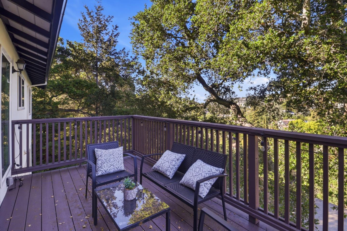 Detail Gallery Image 44 of 55 For 104 Winding Way, San Carlos,  CA 94070 - 3 Beds | 2 Baths