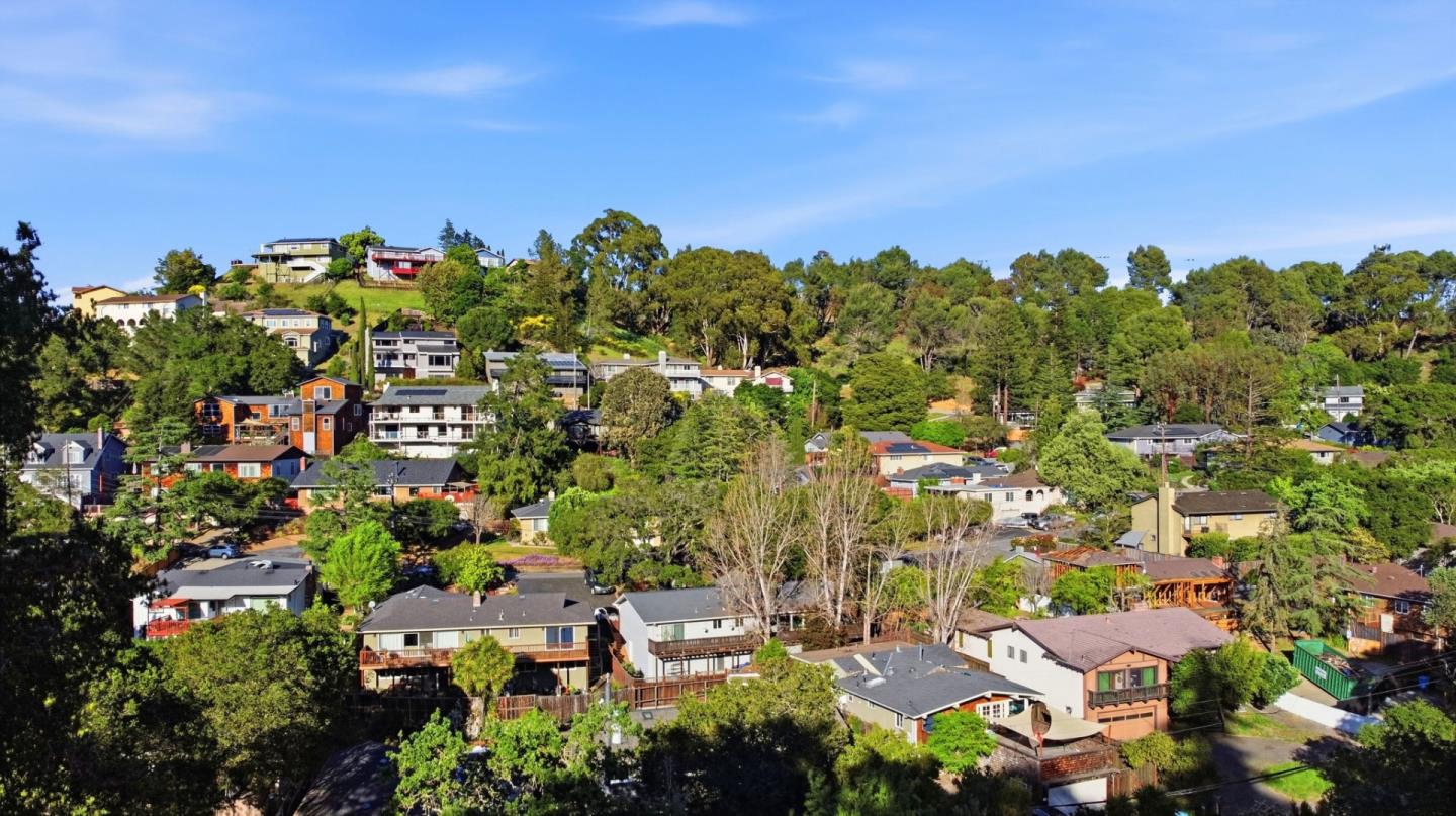 Detail Gallery Image 50 of 55 For 104 Winding Way, San Carlos,  CA 94070 - 3 Beds | 2 Baths