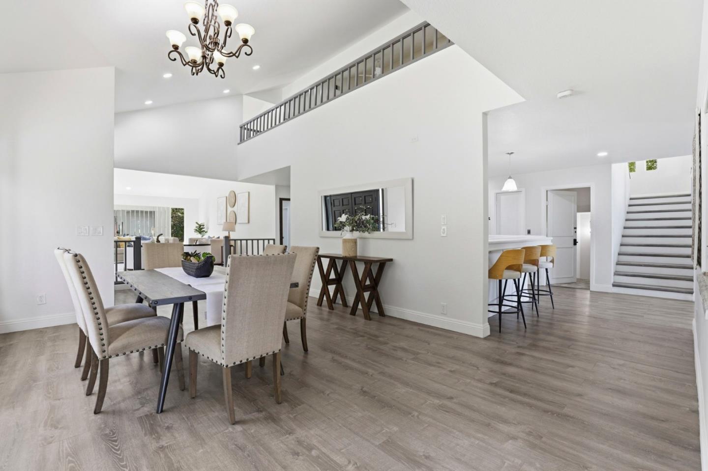 Detail Gallery Image 13 of 99 For 17112 Shady Lane Dr, Morgan Hill,  CA 95037 - 5 Beds | 4/1 Baths